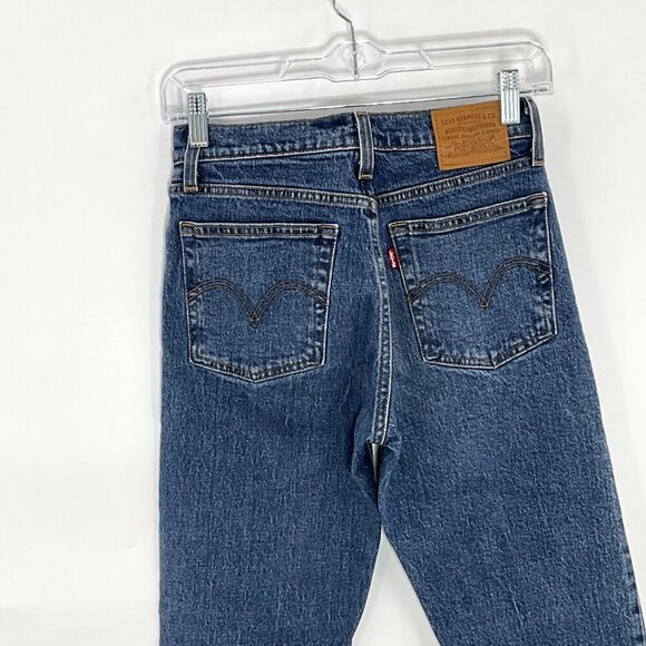 Levi's Jeans Womens 24x26 Blue Wedgie Straight Button Fly‎ High Rise Denim - Picture 5 of 13